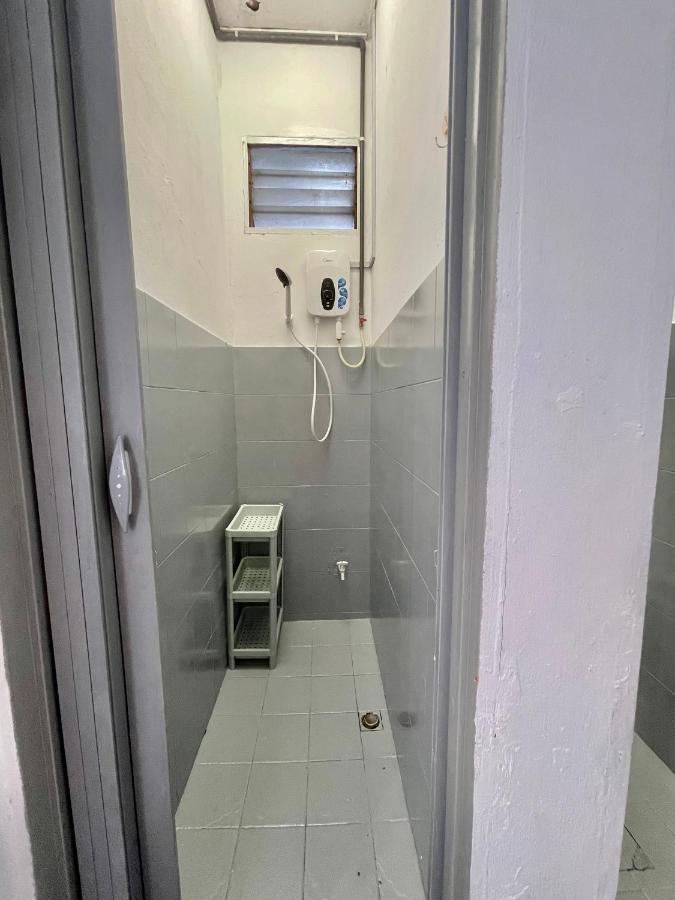 Cozy11a#6pax#netflix#bukitmertajam#lovelycozyhouse Holiday home
